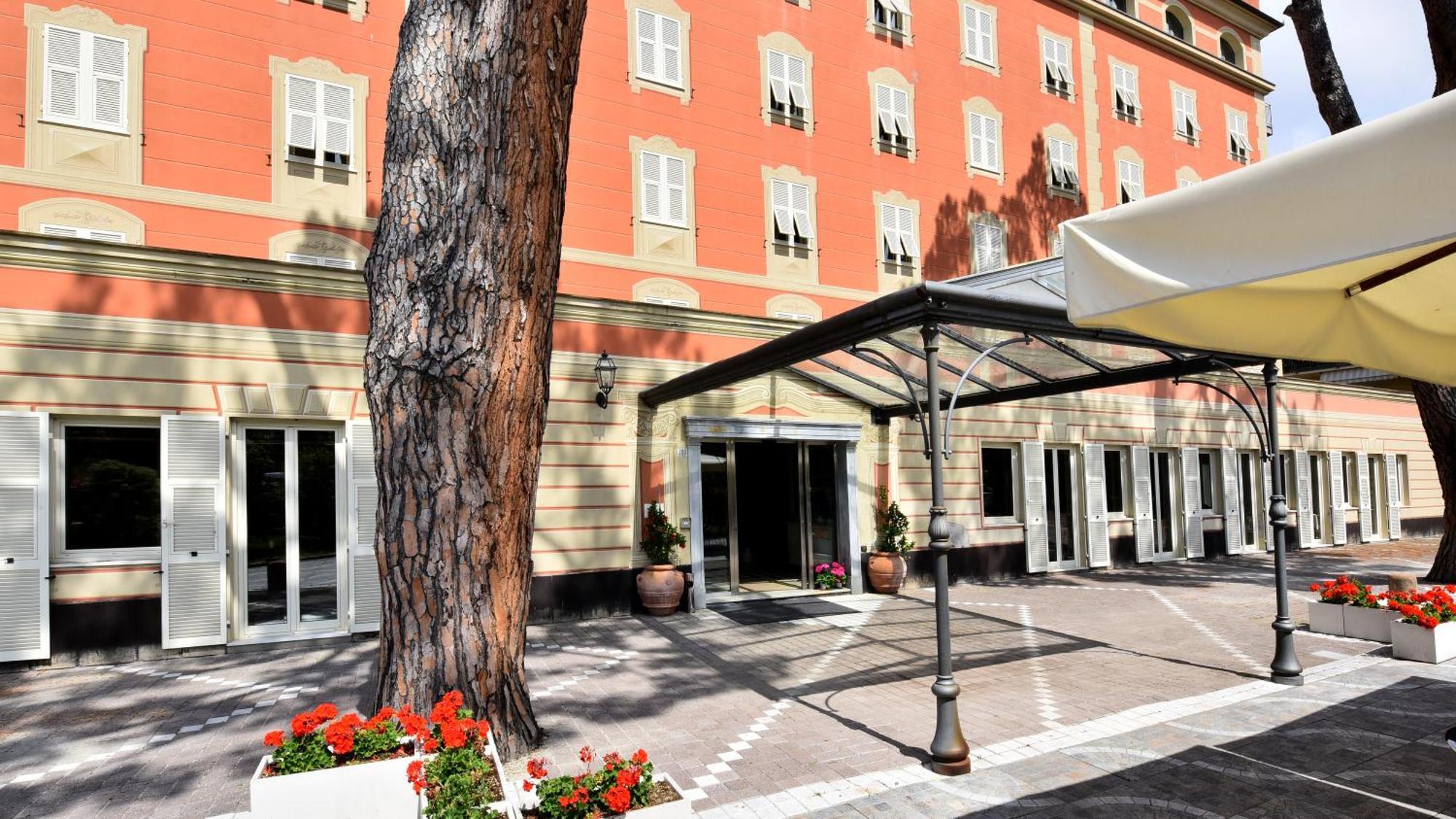 Hotel Sud Est By Fam Rossetti Lavagna Eksteriør billede