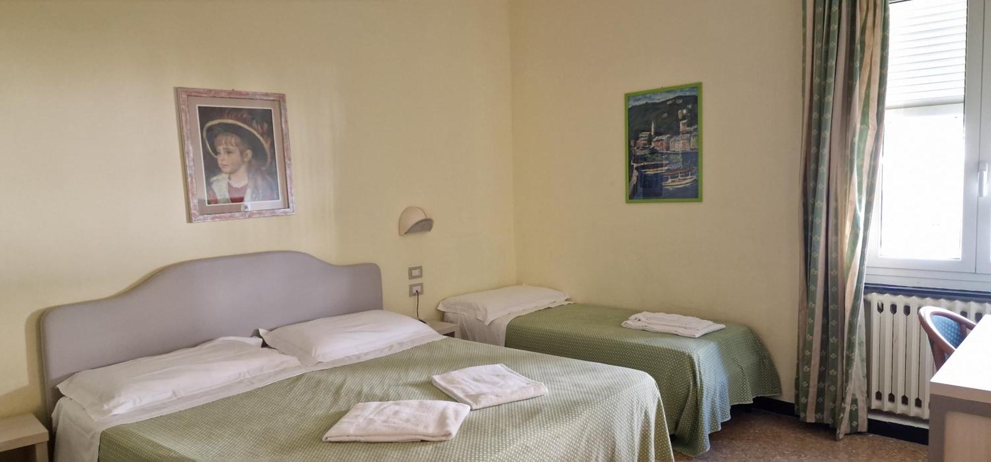 Hotel Sud Est By Fam Rossetti Lavagna Eksteriør billede